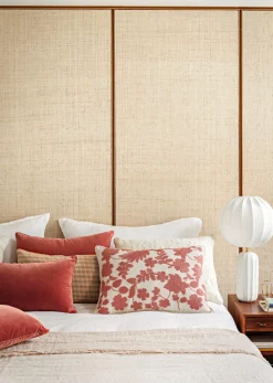 Sezane Les Tissus|Coussin Brodé -  Grand Modèle