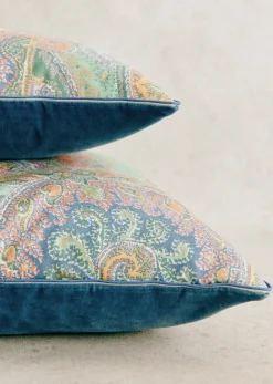 Sezane La Sélection Vintage|Les Tissus|Coussin Vintage - Petit Modèle