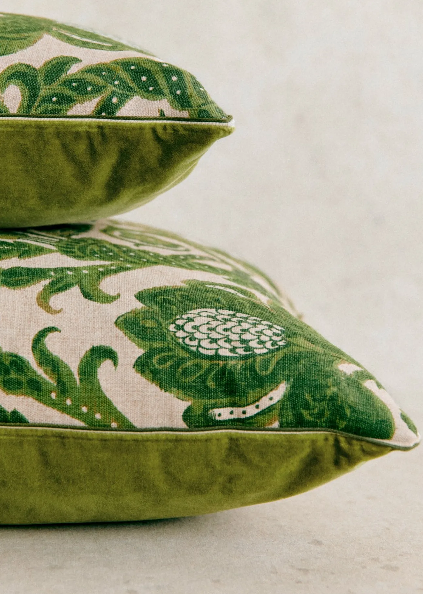 Sezane La Sélection Vintage|Les Tissus|Coussin Vintage - Petit Modèle