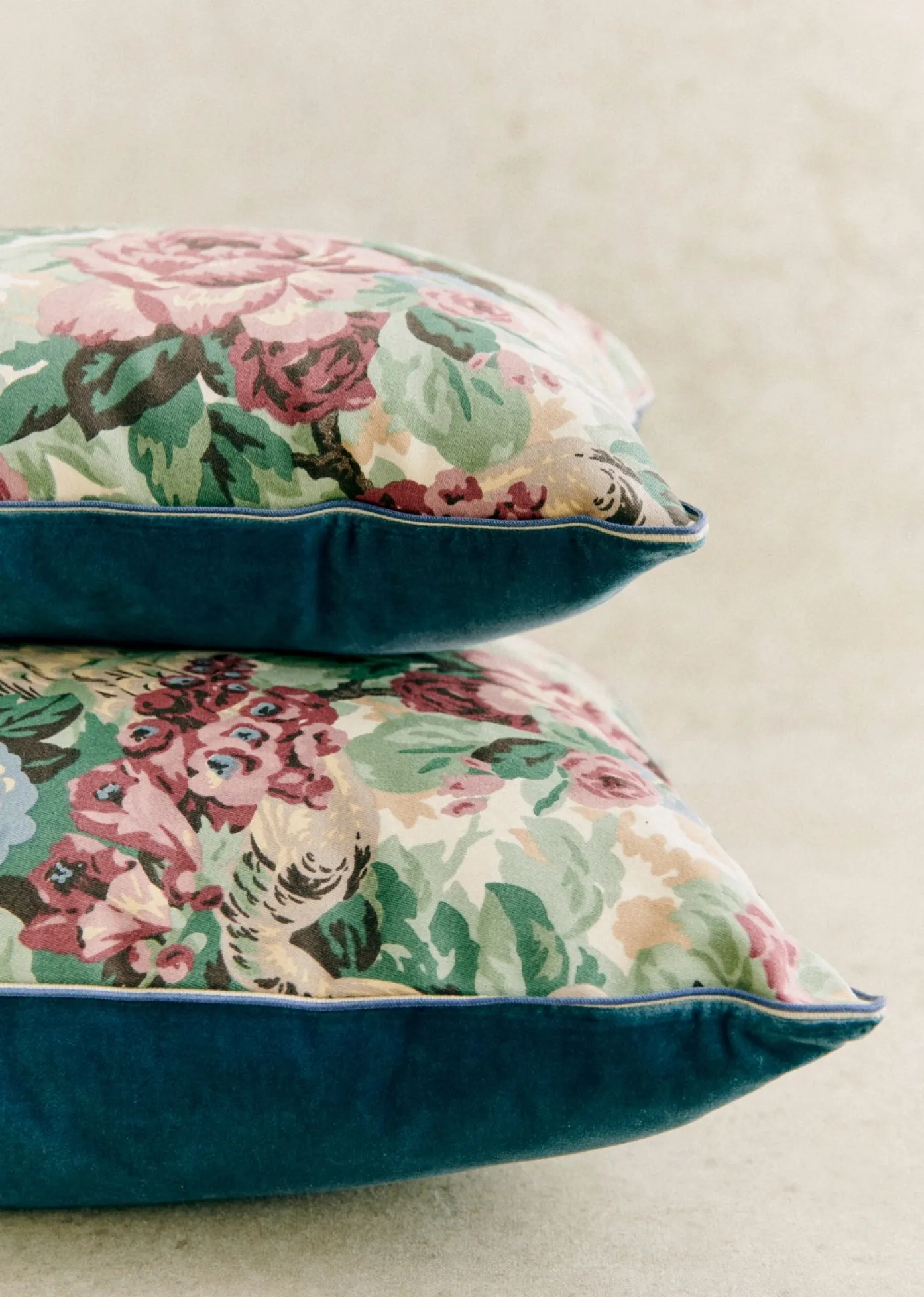 Sezane La Sélection Vintage|Les Tissus|Coussin Vintage - Petit Modèle