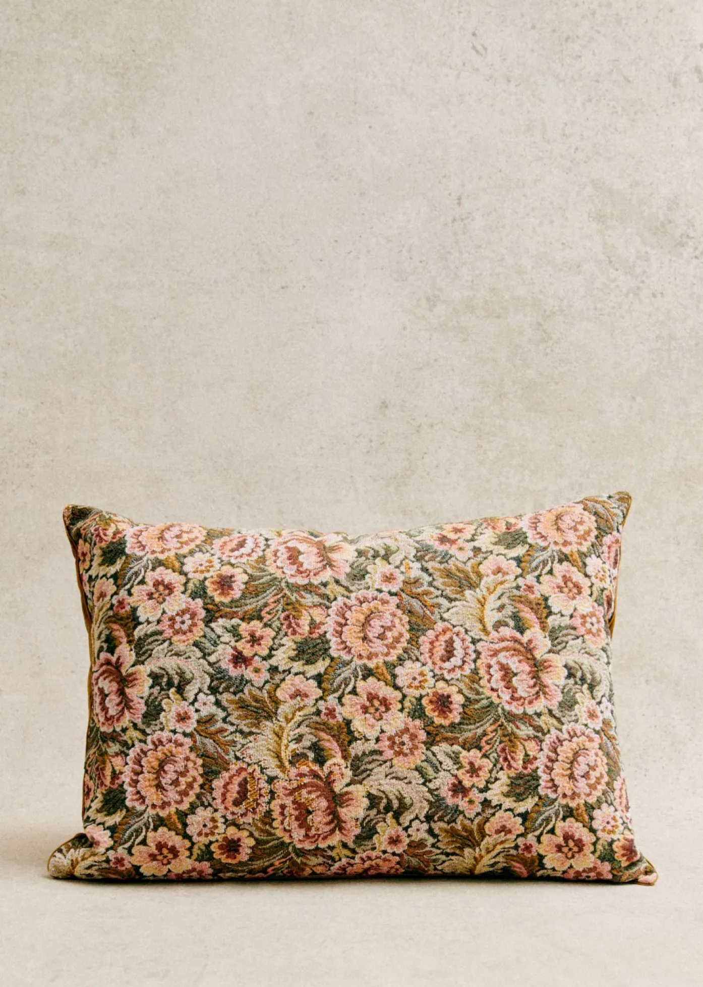 Sezane La Sélection Vintage|Les Tissus|Coussin Vintage - Très Grand Modèle
