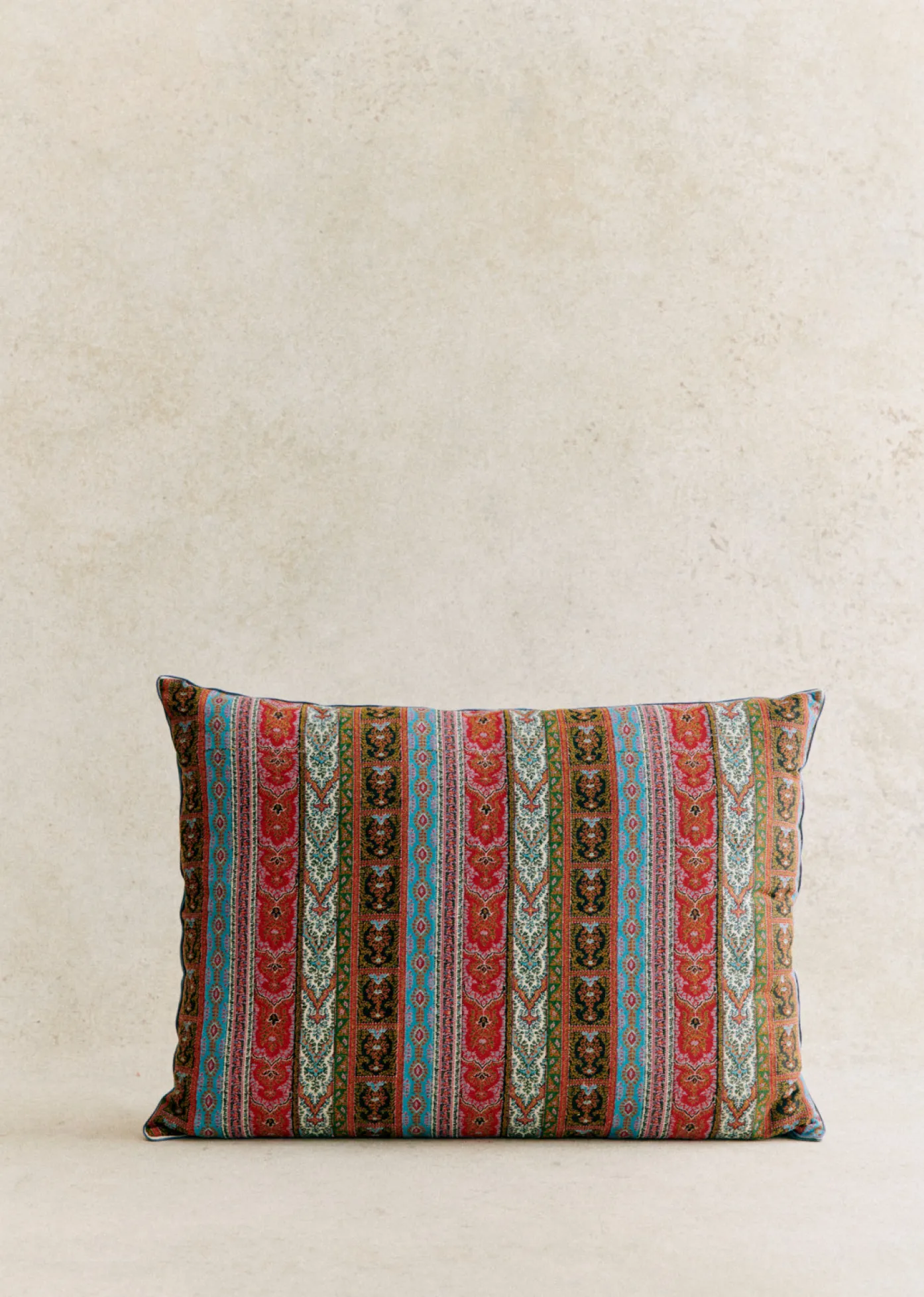 Sezane La Sélection Vintage|Les Tissus|Coussin Vintage - Très Grand Modèle