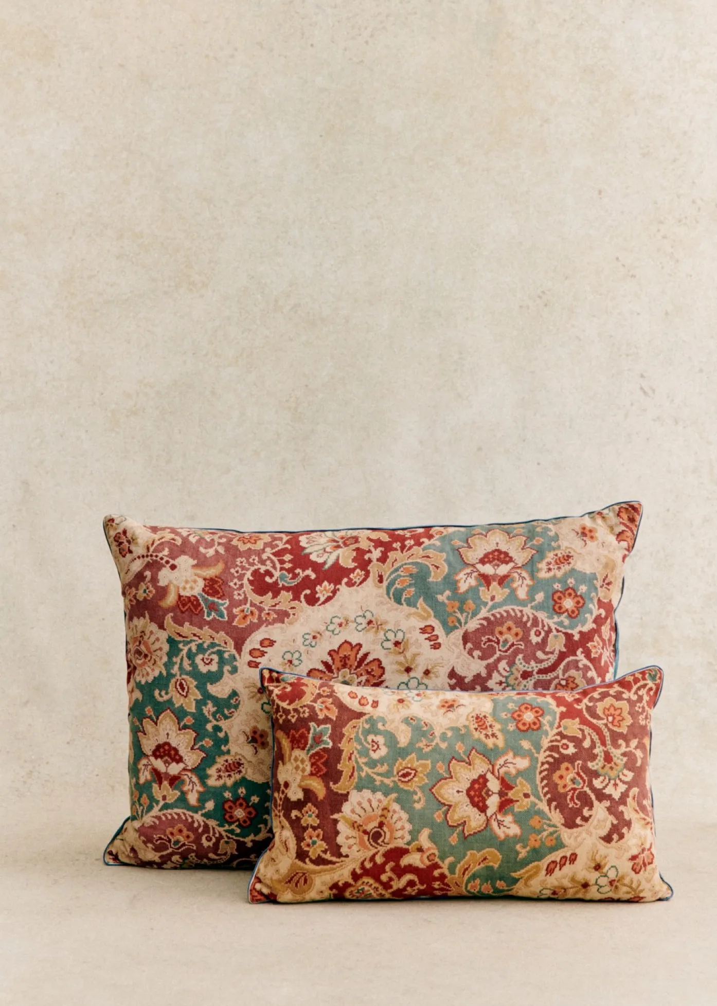 Sezane La Sélection Vintage|Les Tissus|Coussin Vintage - Très Grand Modèle