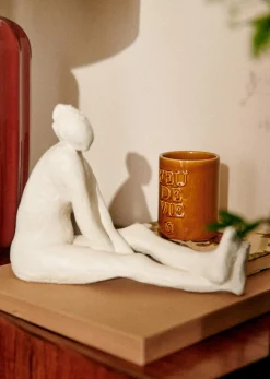 Sezane Les Invités|Sculpture Guénolée Courcoux - Femme Jambes Allongées Grand Modèle